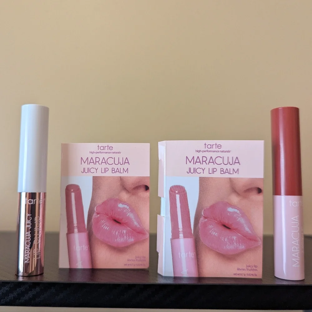 Tarte lip balm, lip pump Lot